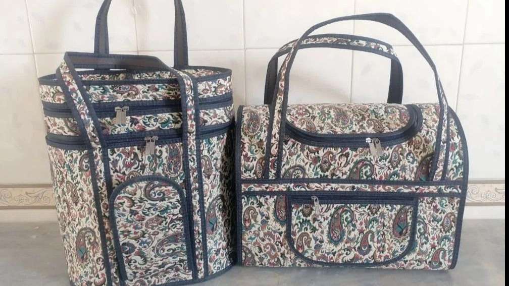Production of cashmere bags