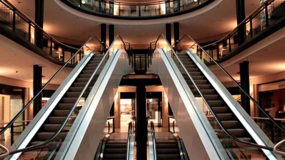 قطع غيار المصاعد والسلالم المتحركة