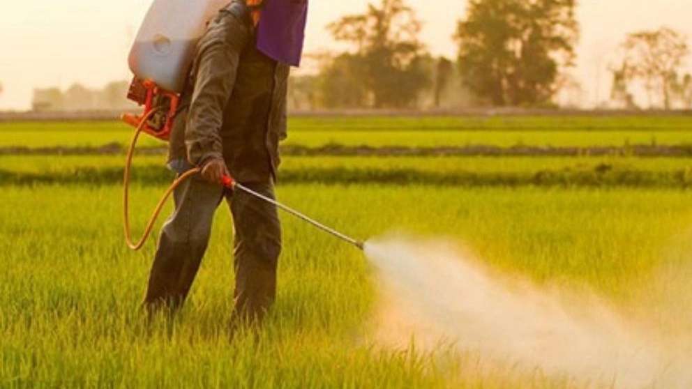 Spraying Giti Mehr