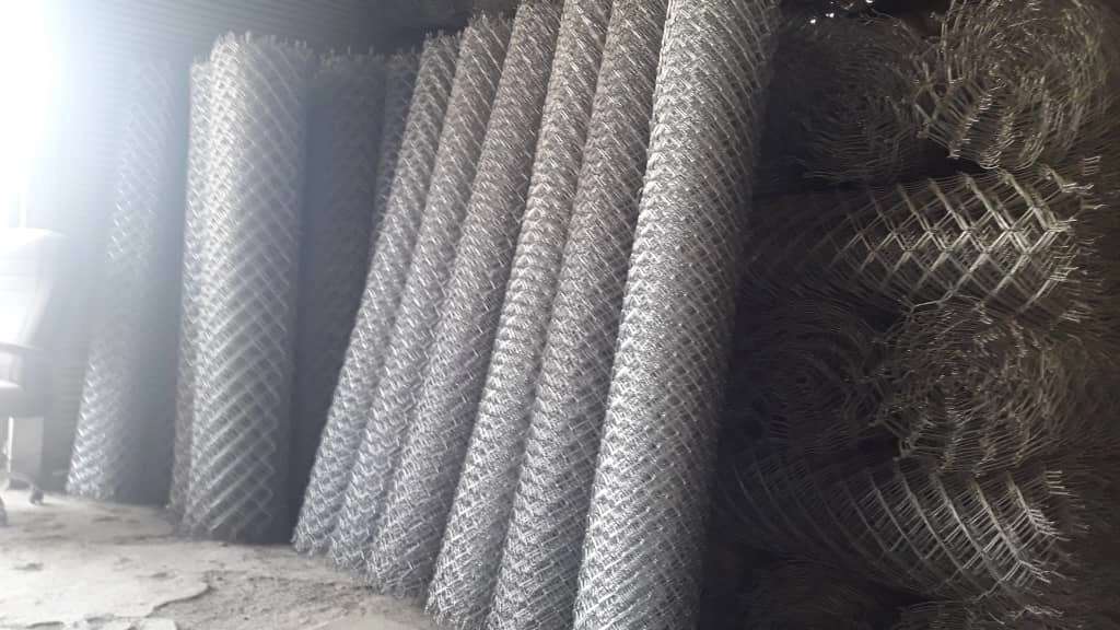 Production and implementation of Golestaneh fencing