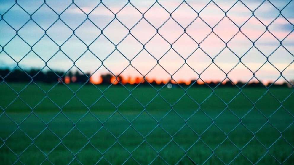 Production and implementation of Golestaneh fencing