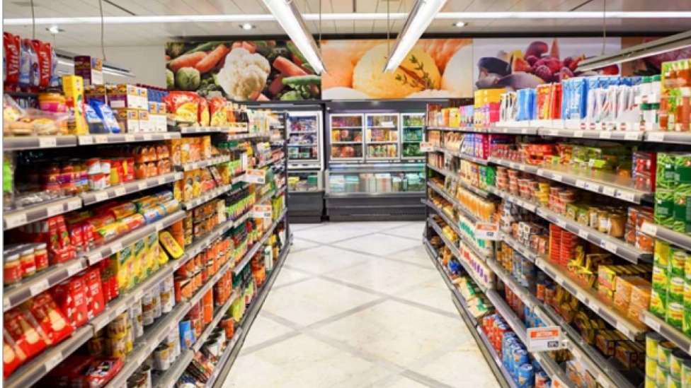 Zameri Kamal hypermarket