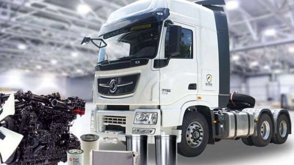 Heavy machine repair shop mechanic