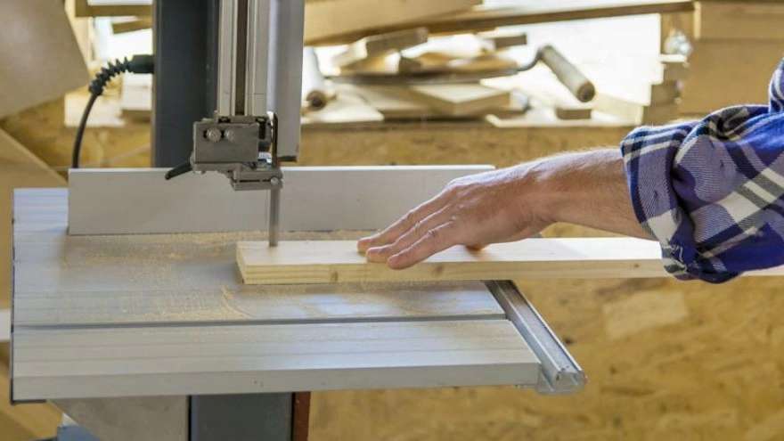 Band saws and turning tools