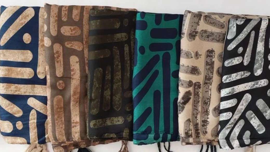 Taheri cashmere shawls and scarves