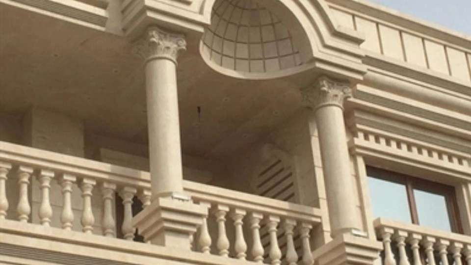 Building decorations of Hosseini brothers