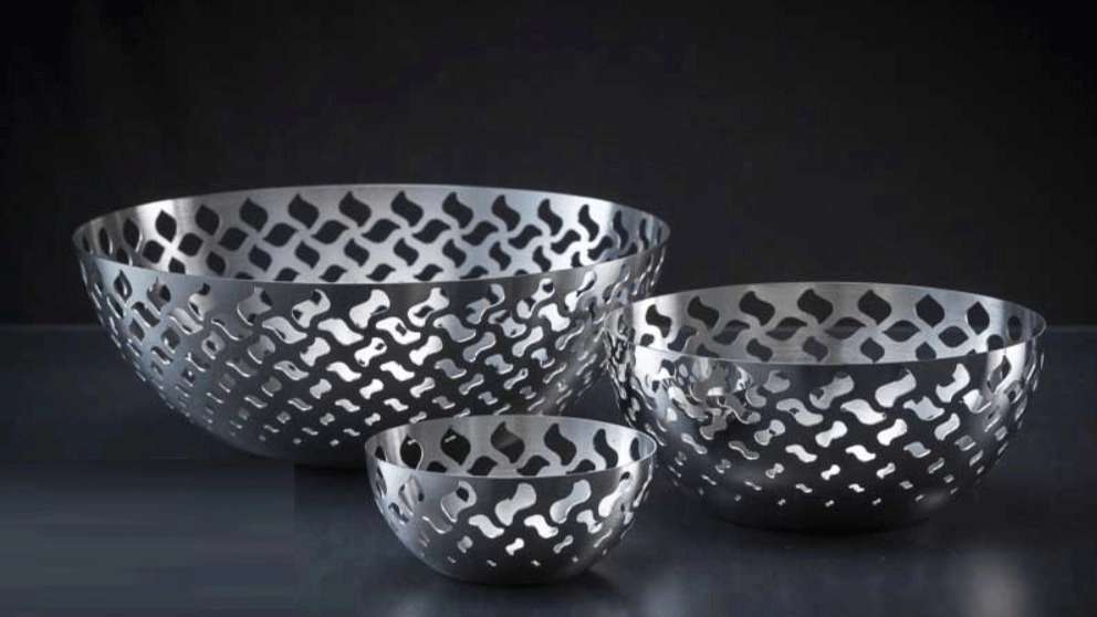 Laser cutting of metals