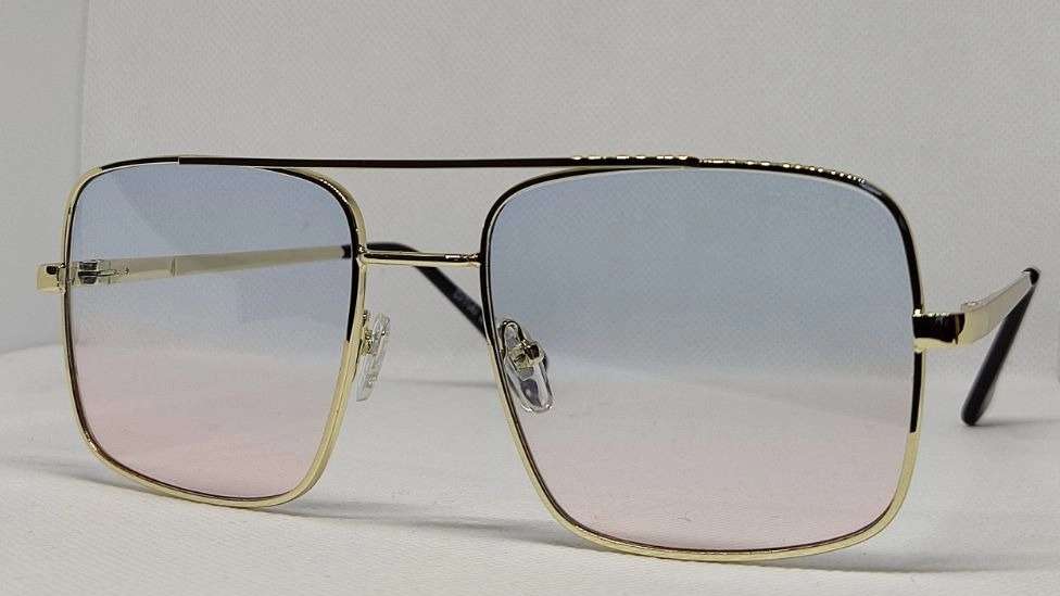 Medical glasses and sunglasses, Zainal Nejad