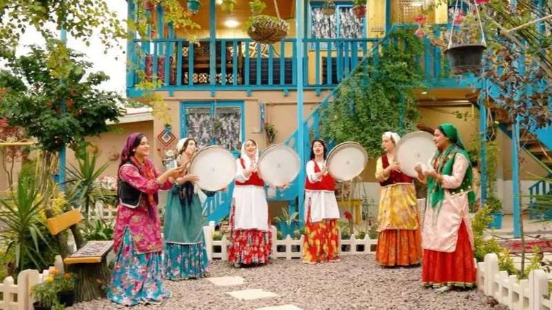 Bridesmaid and funeral of Roz Bano