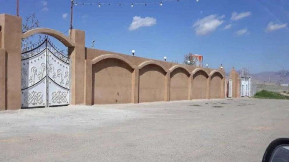 Sale and implementation of Gholami modern thatch