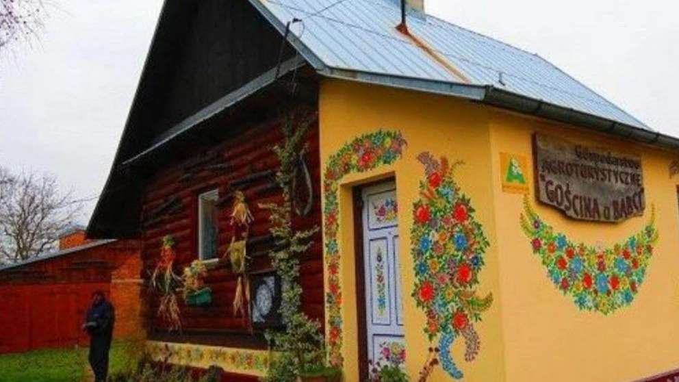 Gholami modern straw