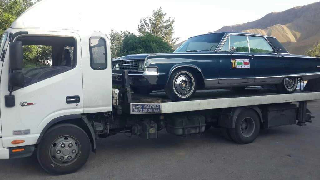 Islamic ambulance and tow truck