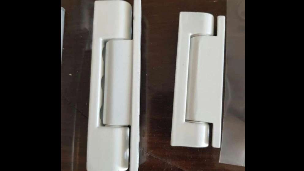 Soha door and window fittings in Isfahan