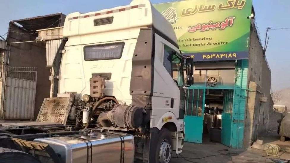 Mehdi car tank building