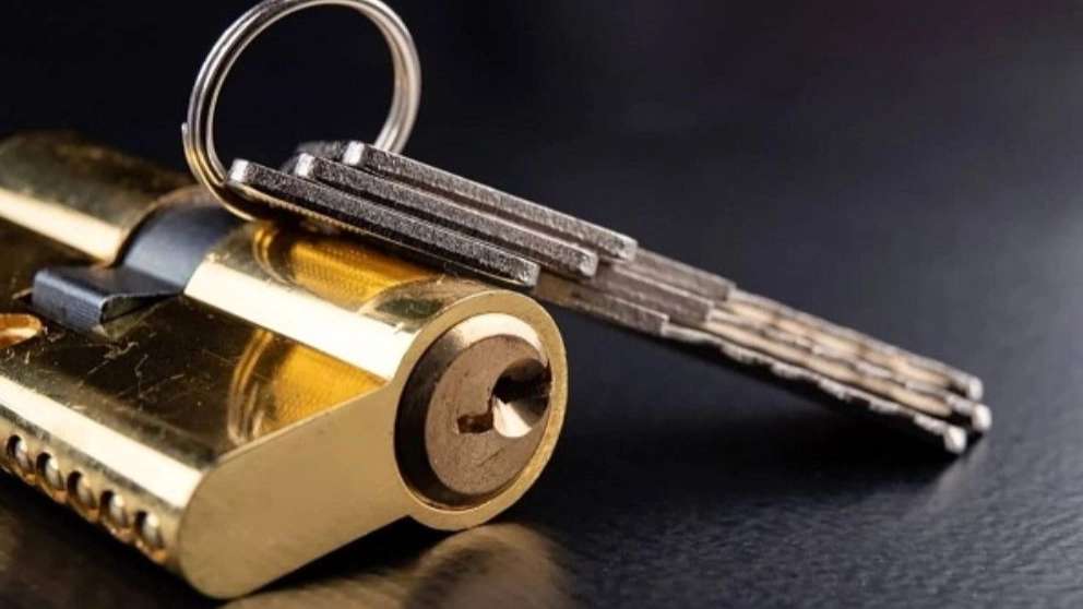 Nobakht round-the-clock keying