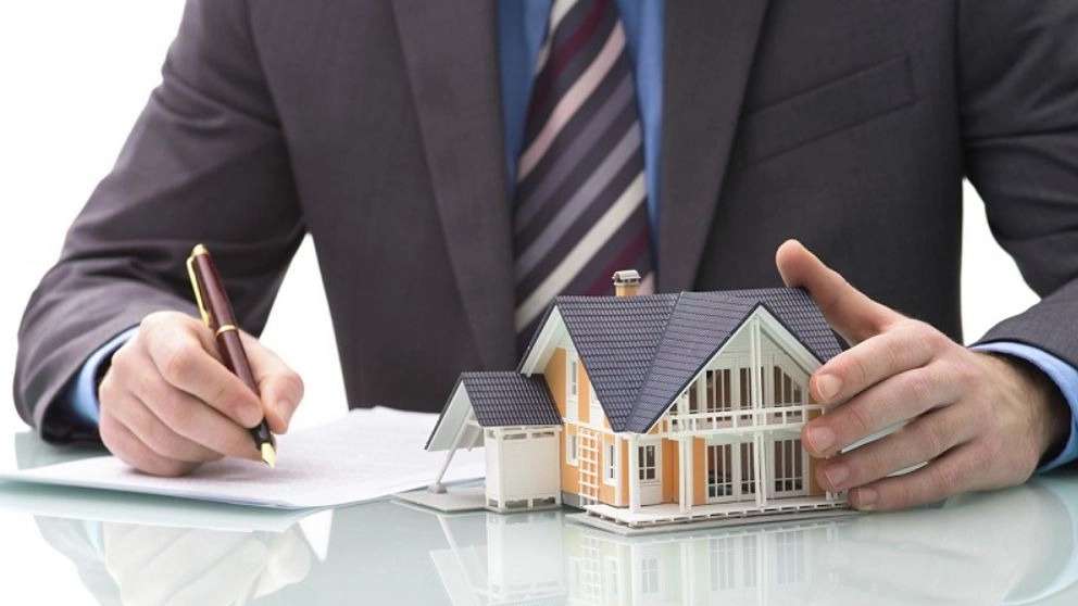 Haft Yazd Rasouli real estate consultant