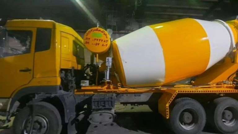 Mixer for transporting concrete, Centrac Mixer