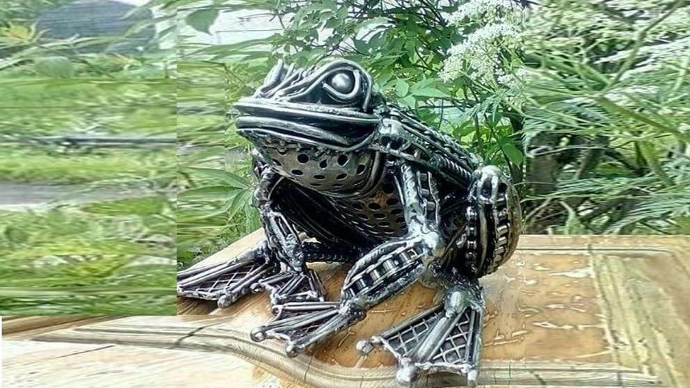 Spirit-giving iron statue