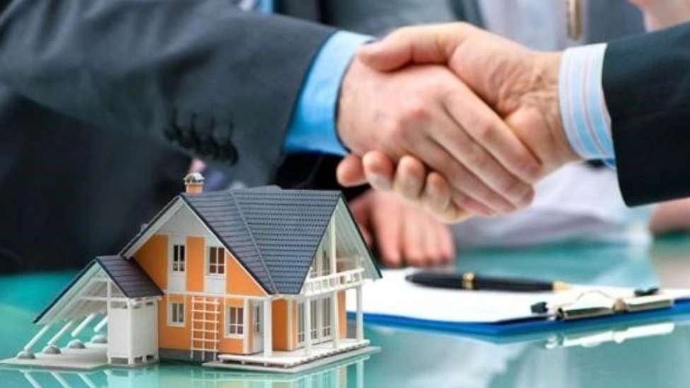 Real estate consultant Reza Maskan