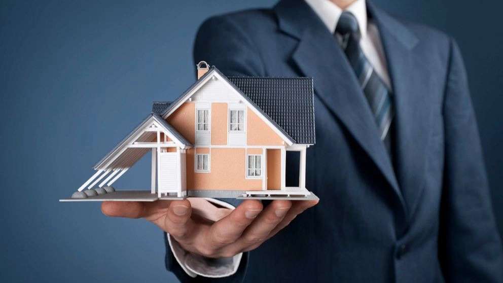 Realtor Gail Man