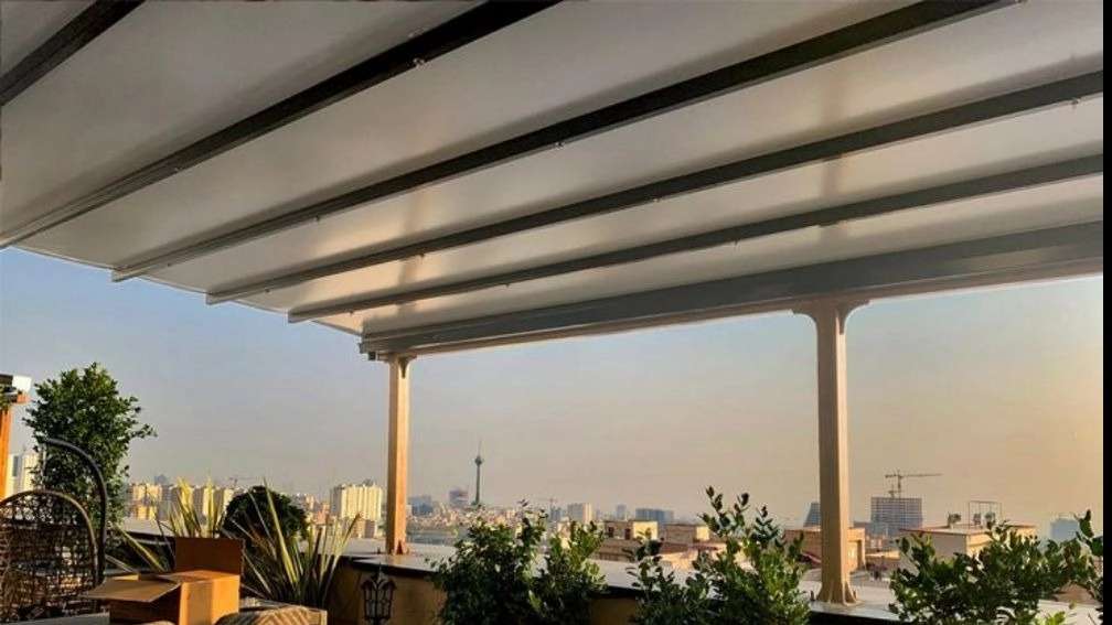 Roof and canopy of Sino Sazeh