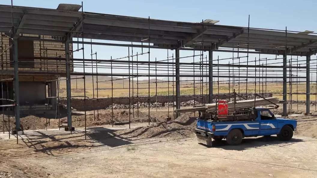 Safety metal scaffolding