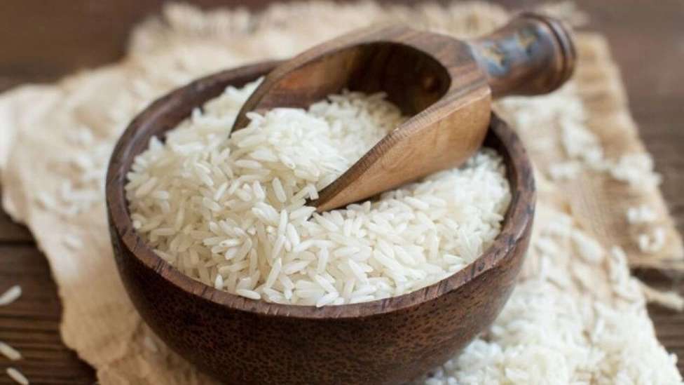 Valiasr pounded rice