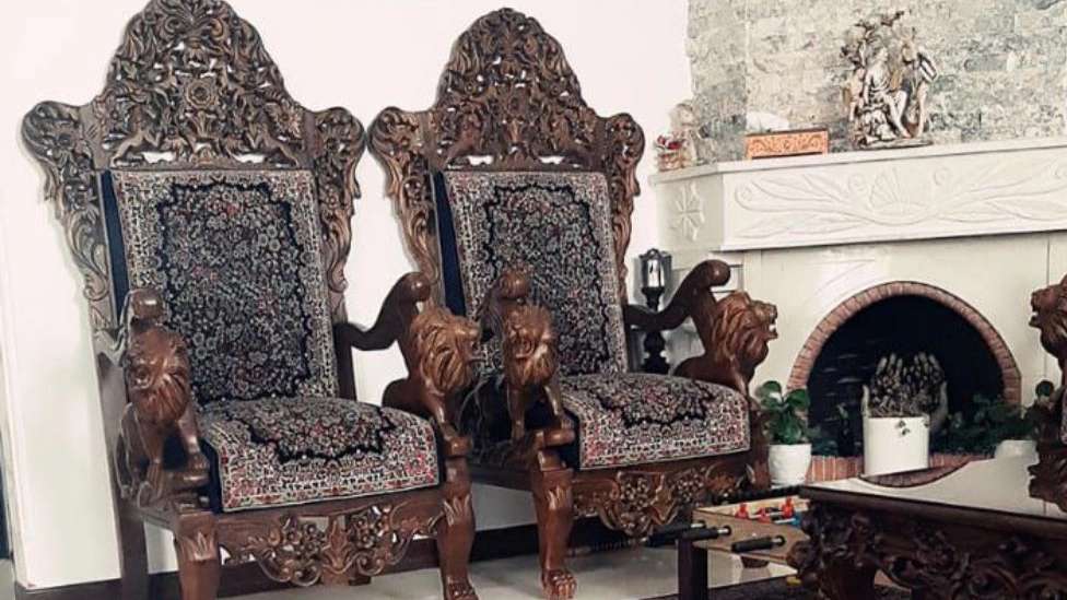 Polished carpet sofa