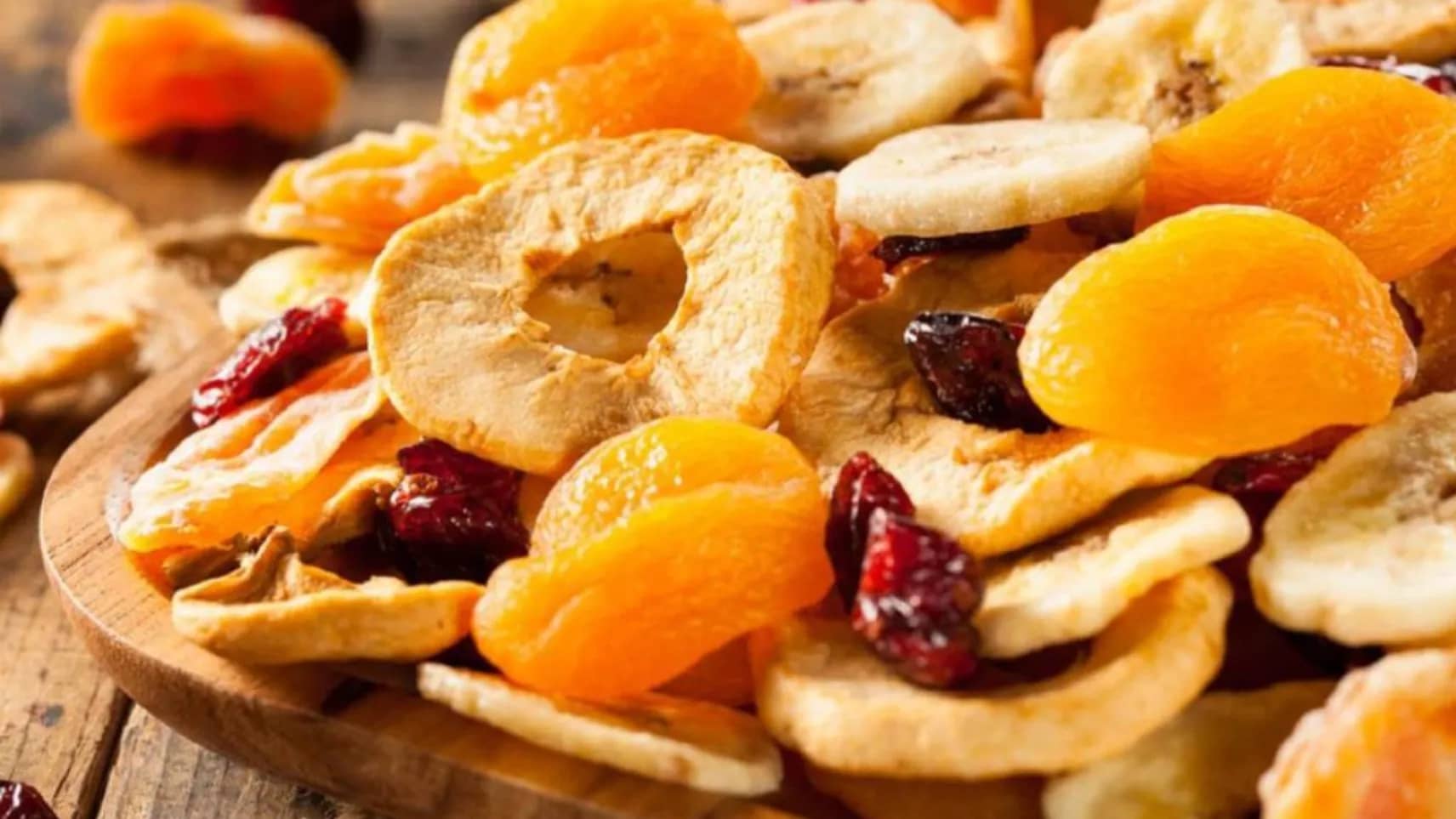Chlorine-free dried fruits