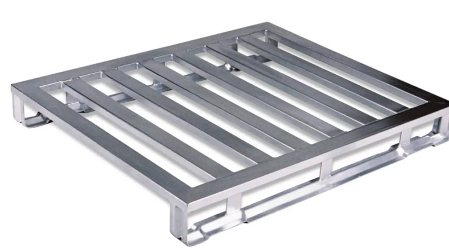Named metal pallets and baskets