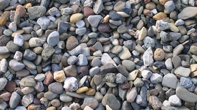 تفاوت شن و ماسه طبیعی با شکسته چیست؟