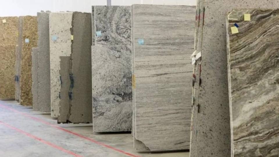 انواع و ویژگی‌های یک سنگ ساختمانی مناسب