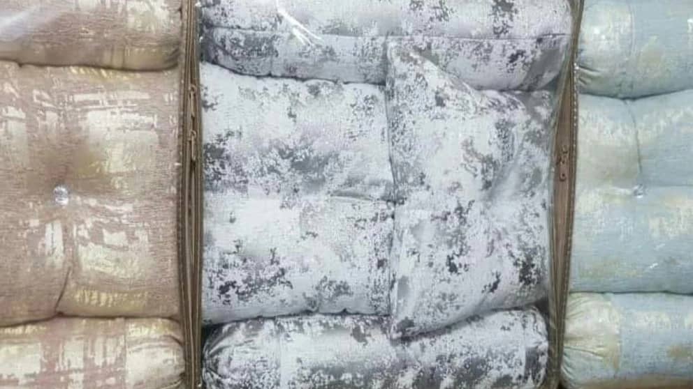 Maui bedspread and quilt