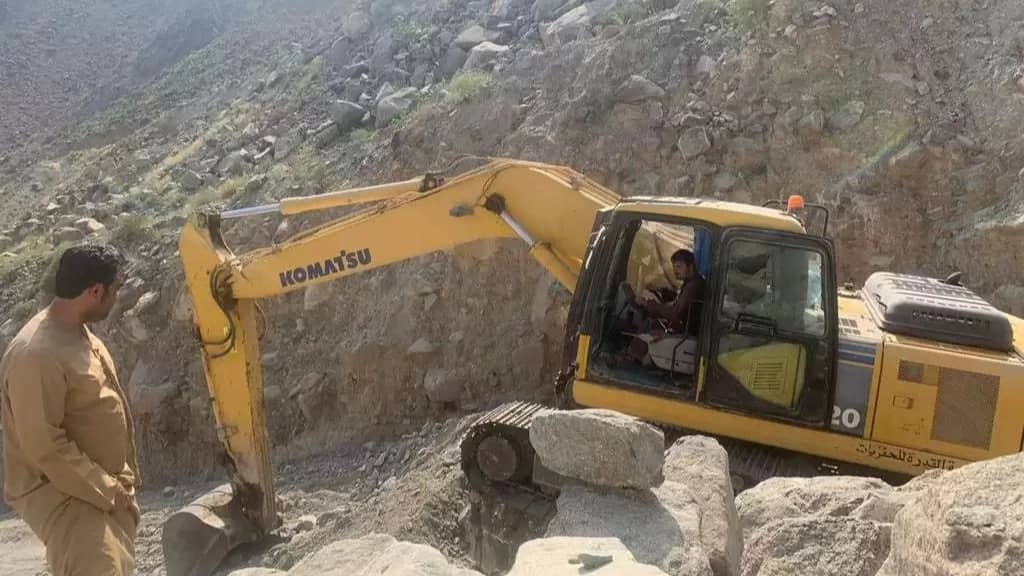 Road construction and mining equipment