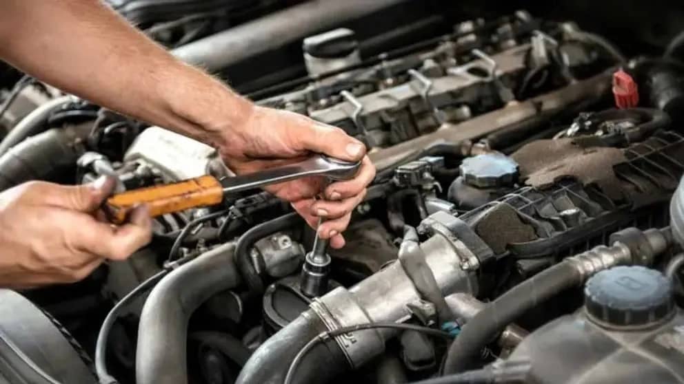 ☑️ مکانیک خودرو چه وظایفی دارد؟