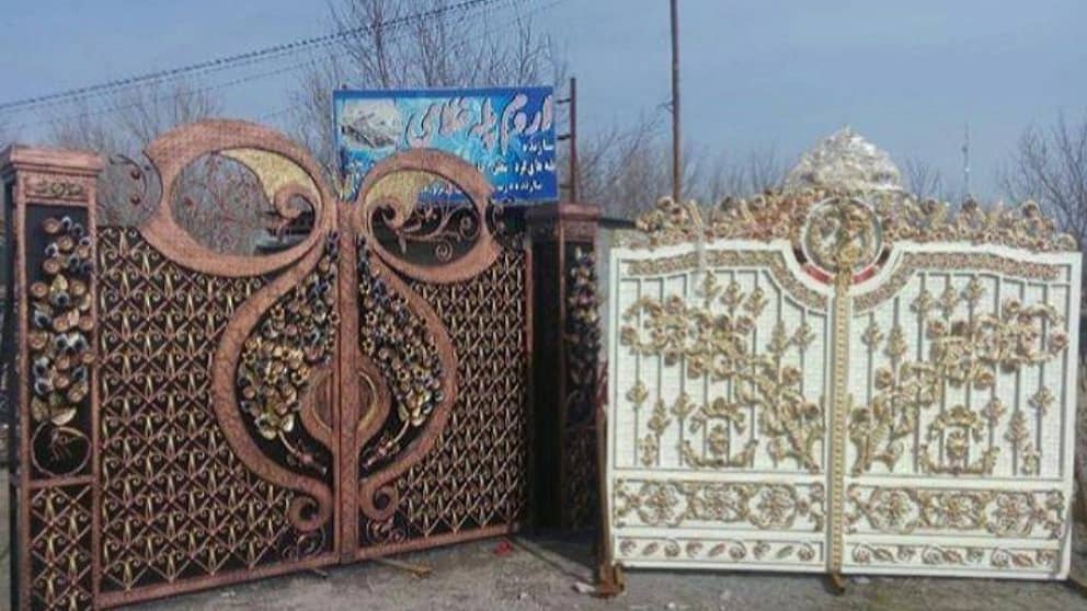 Metal çitlerin üretimi ve inşaatı