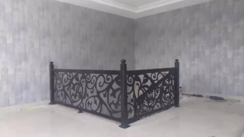 Metal çitlerin üretimi ve inşaatı