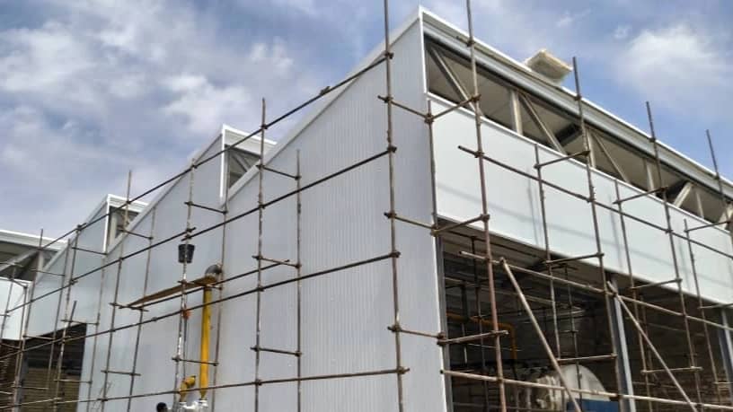 Neginplast panelistleri