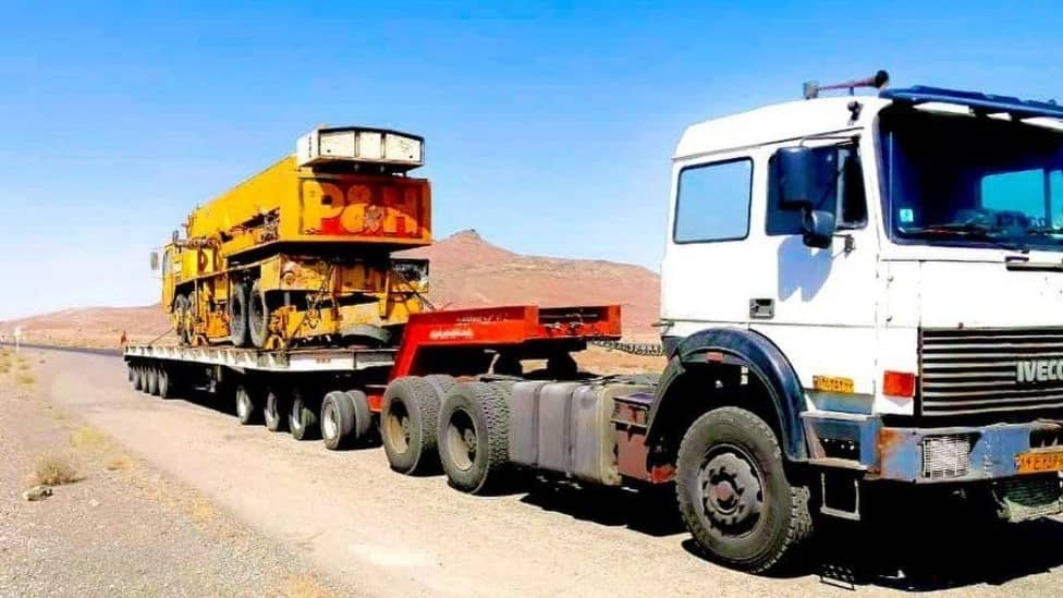 حمل محصولات سنگین و فوق سنگین توسط کمرشکن حسن حیدری در اصفهان
