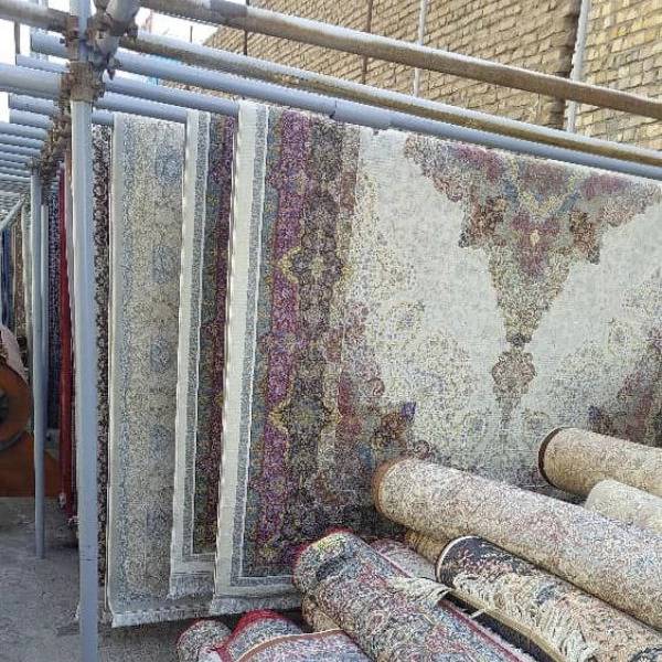 قالیشویی و مبل شویی آبگینه، شستشوی انواع فرش و مبل در گرمسار قالیشویی و مبل شویی آبگینه، شستشوی انواع فرش و مبل در گرمسار
