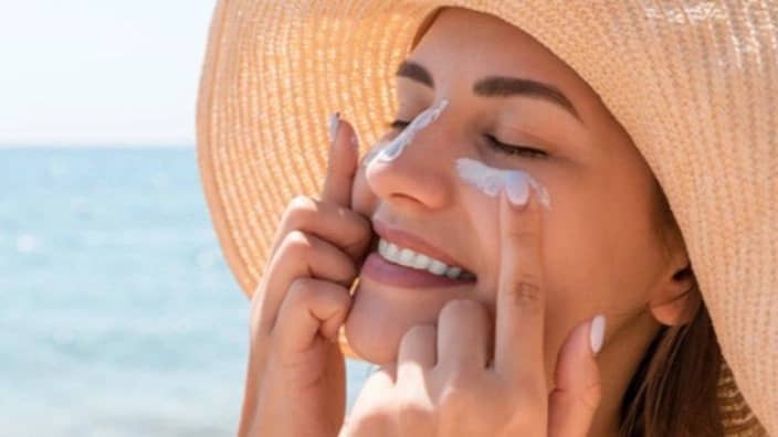 چرا باید از ضد آفتاب استفاده کنیم؟