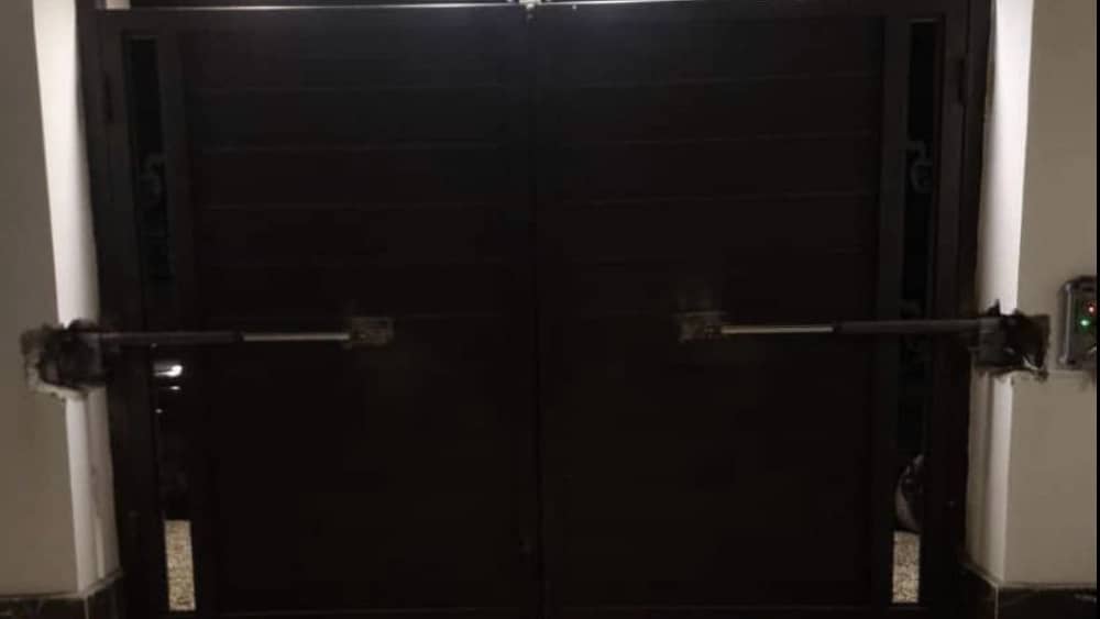 نصب درب کرکره ای و جک پارکینگ شایان سیستم در کرج