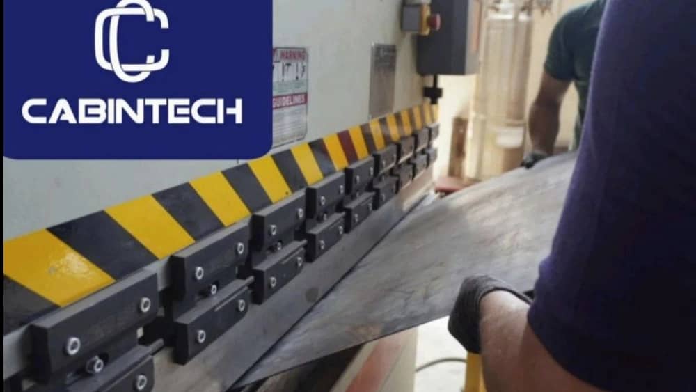 خدمات خم‌کاری ورق با دستگاه پرس برک CNC