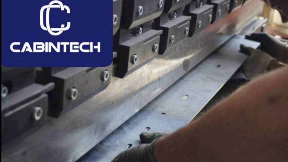 خدمات خم‌کاری ورق با دستگاه پرس برک CNC