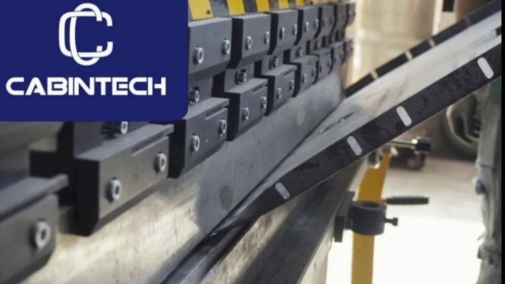 خدمات خم‌کاری ورق با دستگاه پرس برک CNC