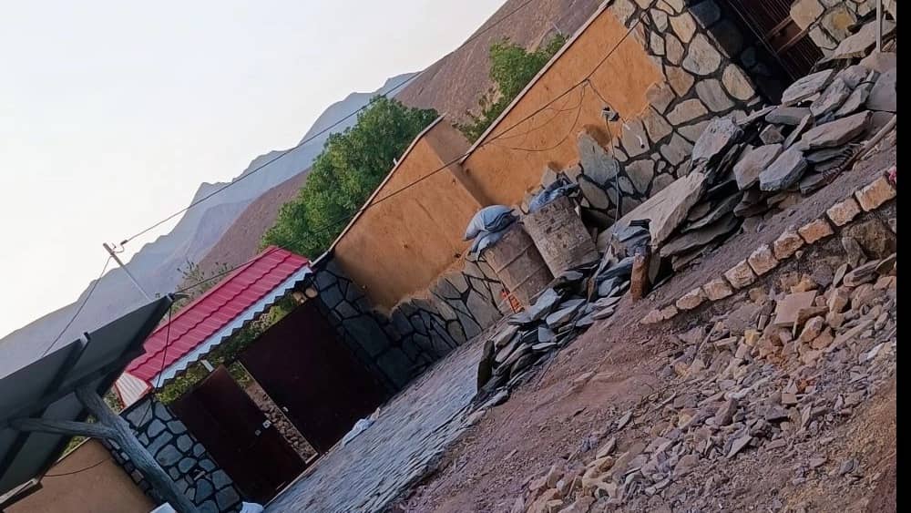 سنگ ورقه ای مشکی اکلیلی