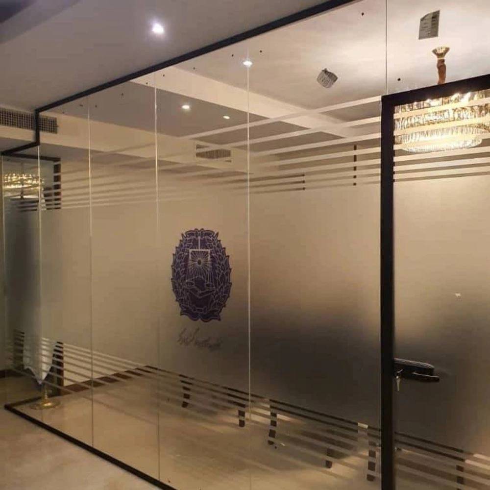 نصب پارتیشن شیشه ای در قزوین