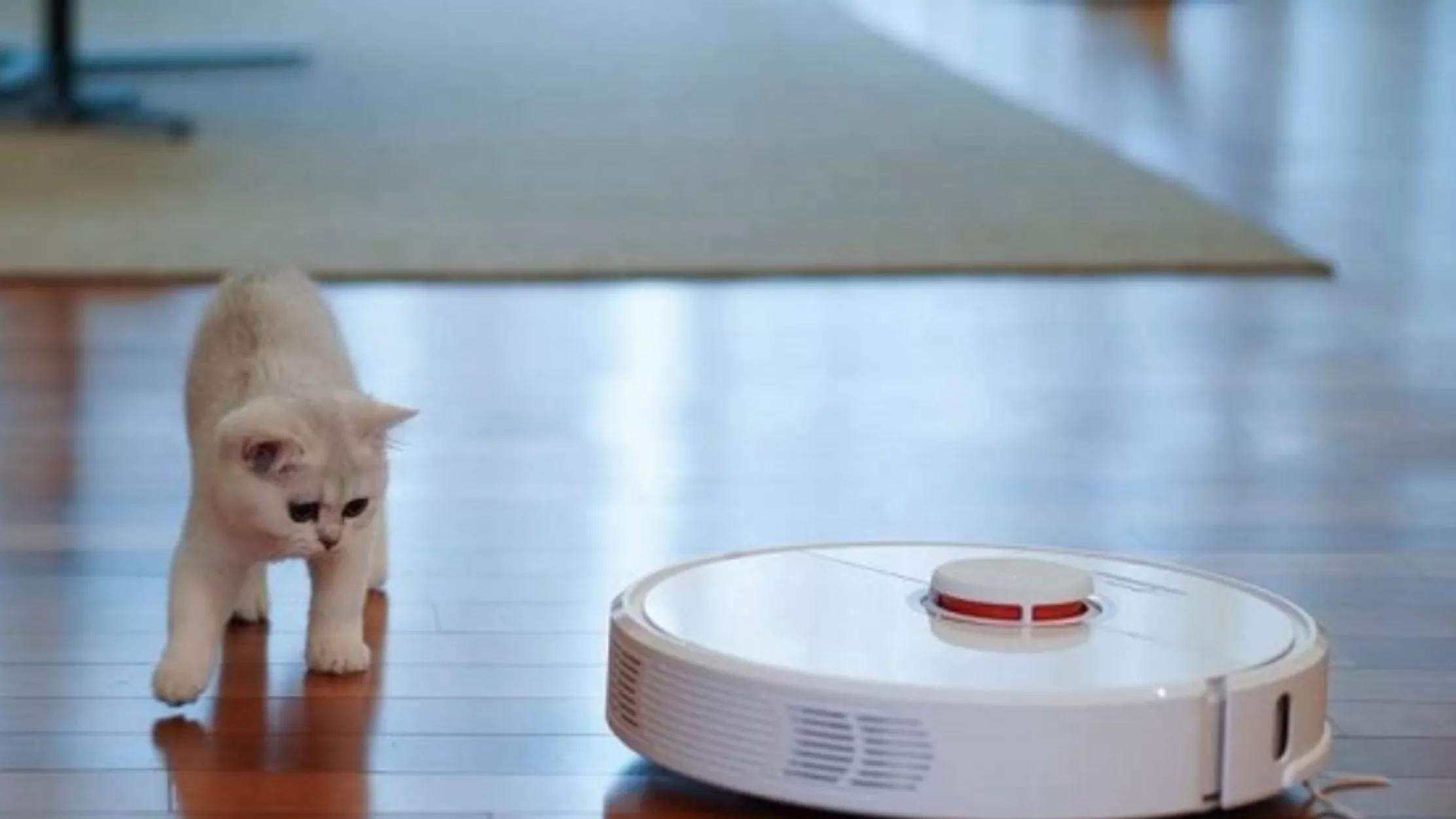 What is a smart vacuum cleaner?