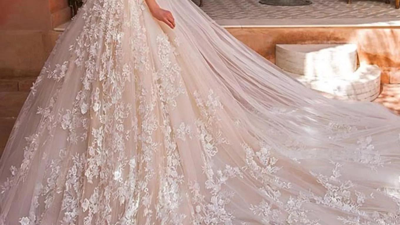 What are the types of wedding dresses?