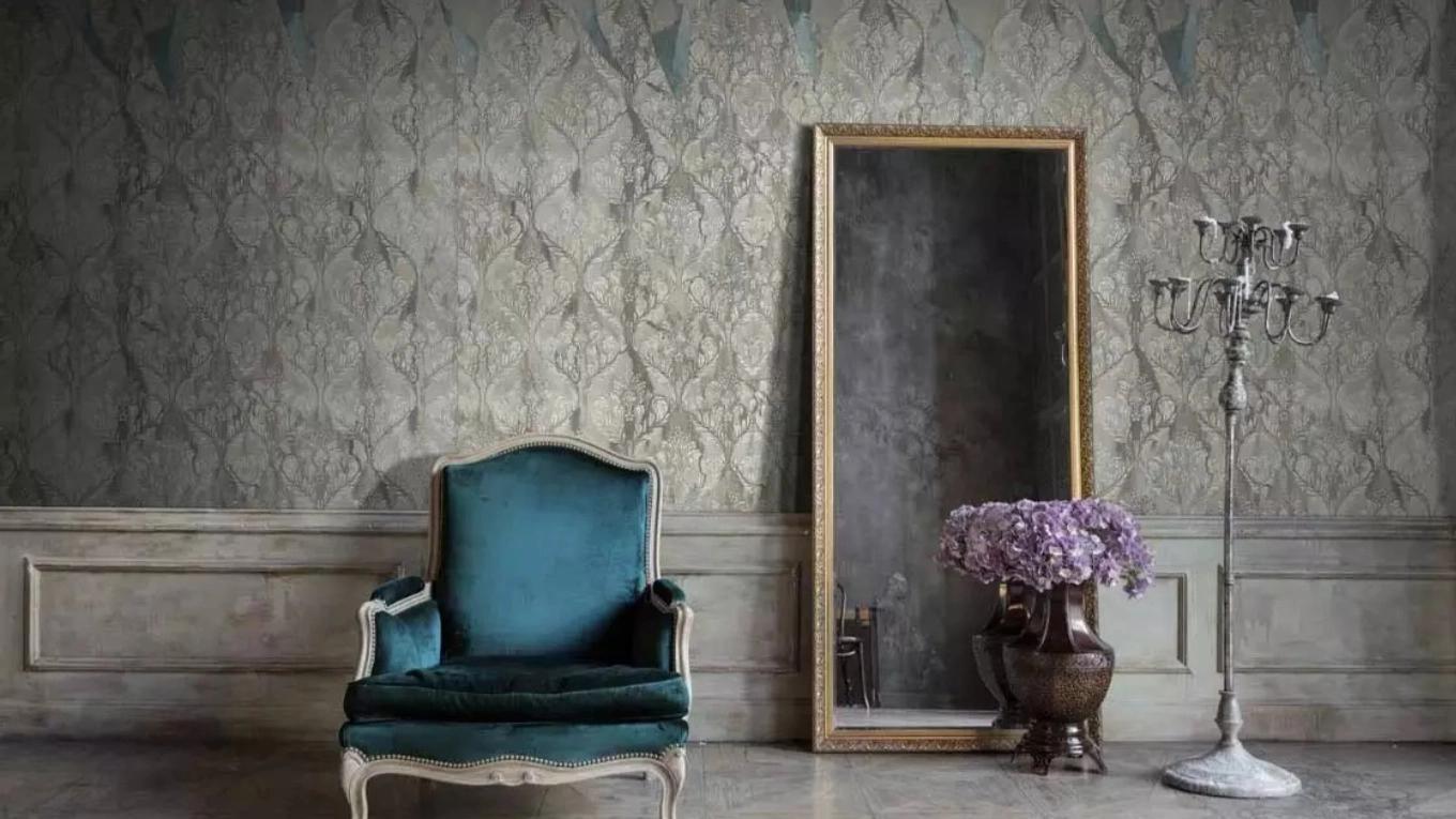 Getting to know the types of patina on the wall